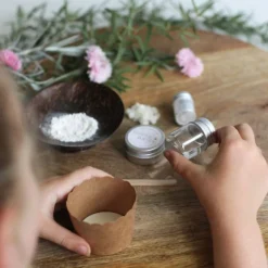 Poppy u0026 Daisy Art / Craft|Age 7 & 8^Body Glitter Mini Kit