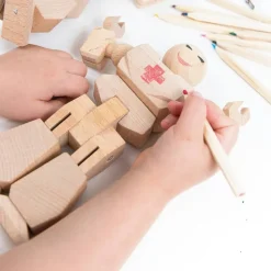 Once-Kids Art / Craft|Age 7 & 8^DIY Wooden Action figure (with colour pencils)
