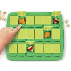 FRED Games|Age 5 & 6^Match Up Memory Snack Tray Game