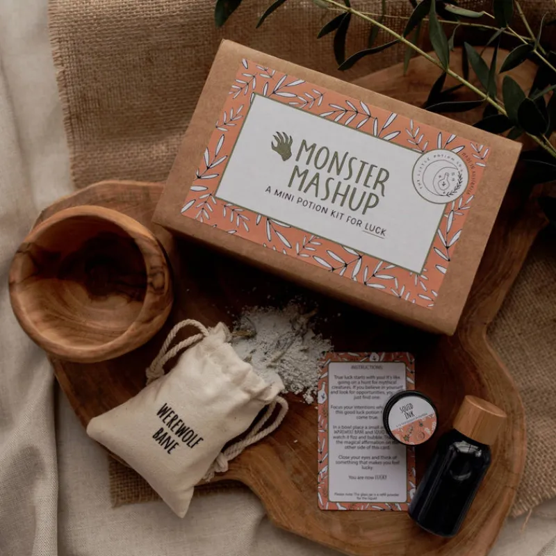 The Little Potion Co Magic Potion Kits|Age 5 & 6^MINI Monster Mashup Potion Kit (for luck)